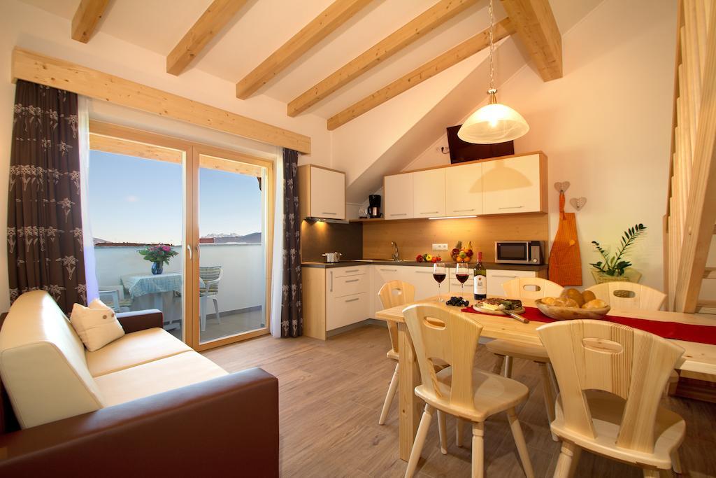 Stiflerhof Appartement Pfalzen Kamer foto